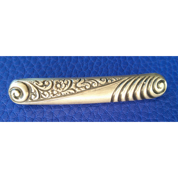 Vintage Brooch Floral Swirl Design